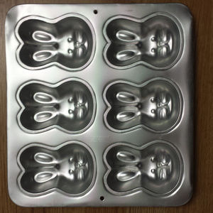 1992 Wilton Vintage Bunny Cake Pan